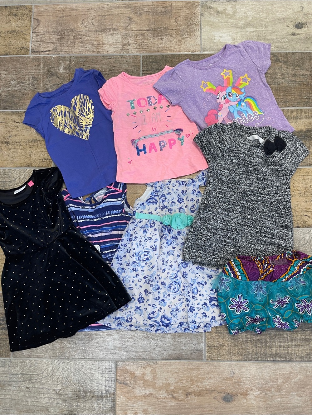 Toddler Girls T-Shirt & Dresses Bundle Size 4T